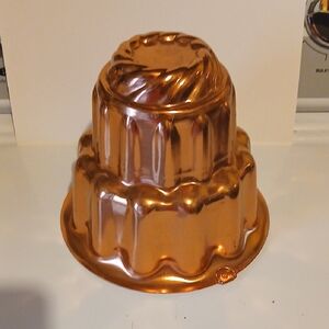 Vintage Copper Colored Jello Mold Cake Pan
